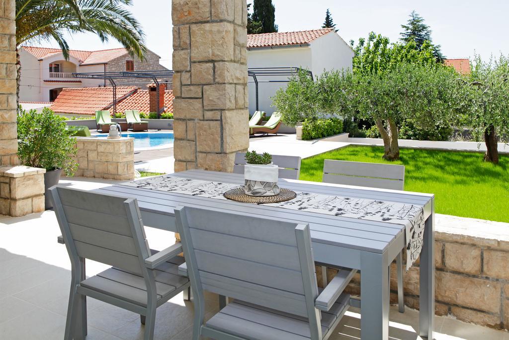 Apartments Diana - New Heated Pool بول المظهر الخارجي الصورة
