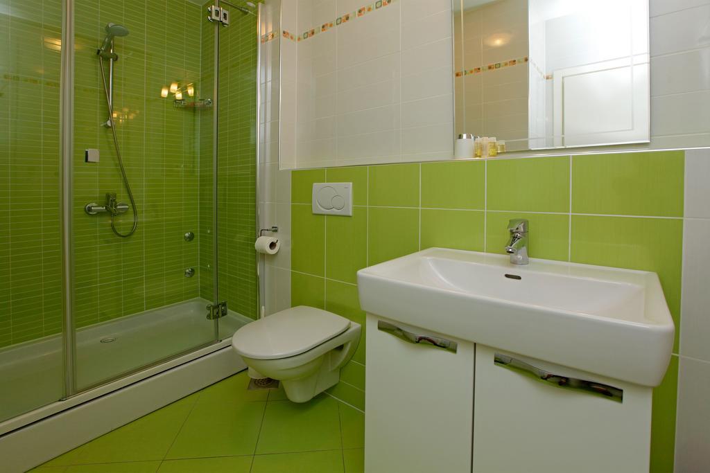 Apartments Diana - New Heated Pool بول المظهر الخارجي الصورة