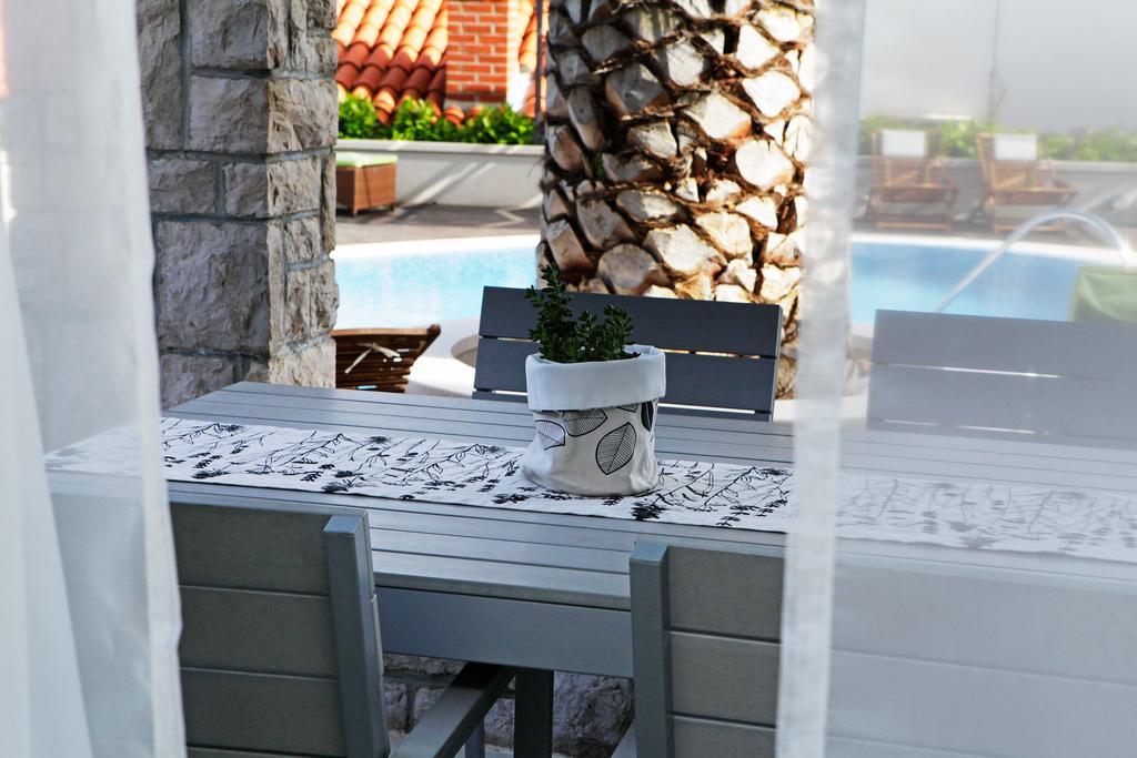 Apartments Diana - New Heated Pool بول المظهر الخارجي الصورة